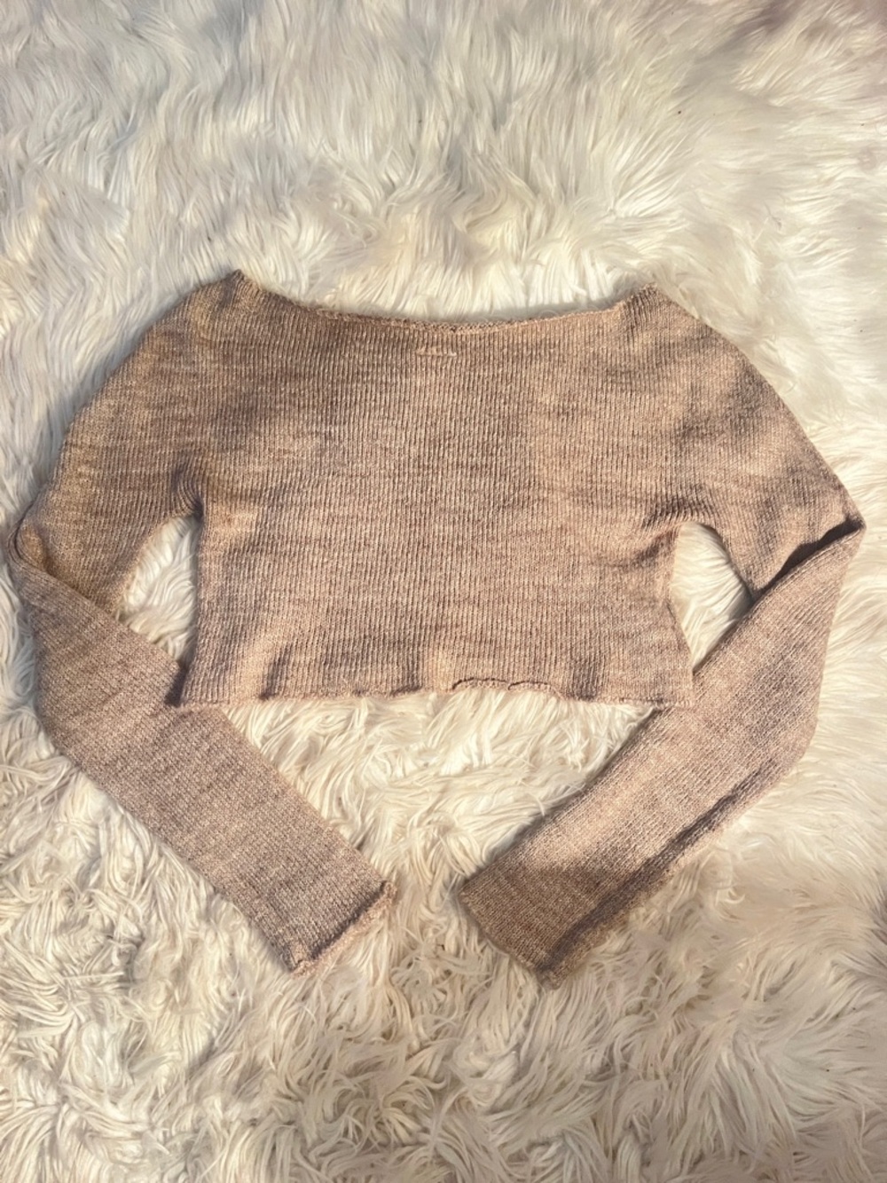 Cropped Off-the-Shoulder Sweater in Light Beige